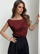 Aloruh Asymmetrical Pleated Sleeveless Ladies Shirt, Elegant Chic For Work And Daily Wear